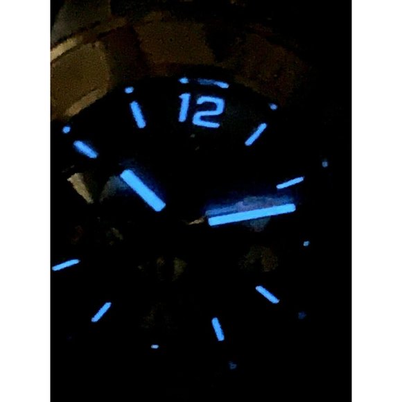 Invicta Women's Gold and Silver Watch - Picture 7 of 12